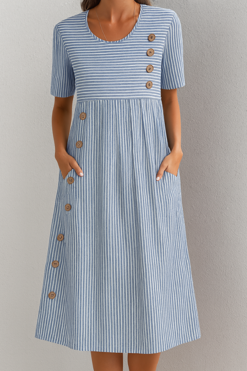 Klara Striped Dress™ | Flatterende sommerkjole