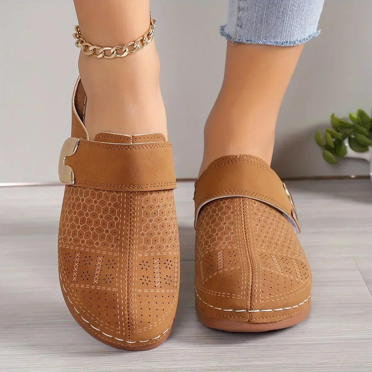 Caprielle™ Sandaler med snygga kilklackar